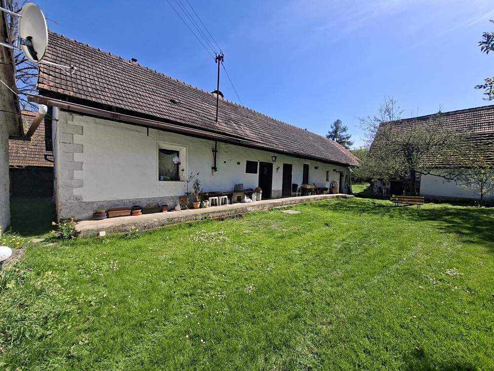 Prodej chalupy 320 m², pozemek 1743 m²
